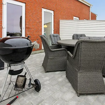 Maarit - 2-3km From The Sea By Interhome *